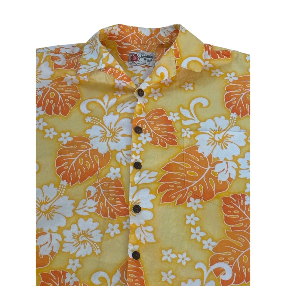 Hilo Hattie Hawaiian Original Mens Medium Yellow Orange Hibiscus Aloha Shirt